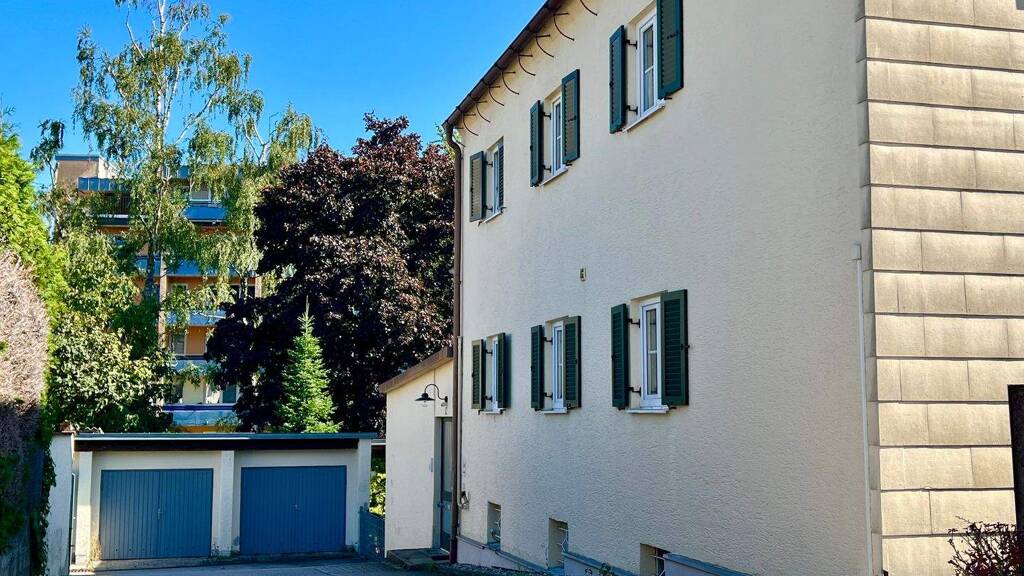 Mehrfamilienhaus zum Kauf als Kapitalanlage geeignet 995.000 € 16 Zimmer 457 m² 1.274 m² Grundstück Lindacher-Straße 69 Burghausen 84489