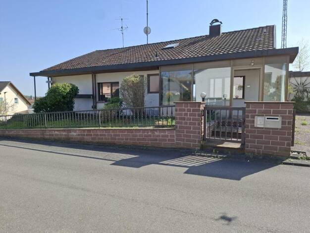 Einfamilienhaus zum Kauf 749.000 € 10 Zimmer 300 m² 787 m² Grundstück frei ab sofort Aach 78267