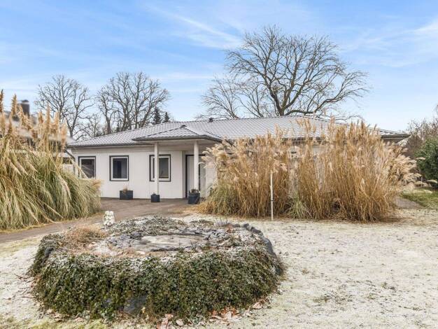 Bungalow zum Kauf 399.000 € 5 Zimmer 157,8 m² 1.601 m² Grundstück Ochtmissen Lüneburg 21339