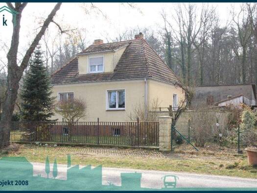 Einfamilienhaus zum Kauf 140.000 € 4 Zimmer 77 m² 737 m² Grundstück frei ab sofort Luckenwalder Straße 28 Baruth Baruth/Mark 15837
