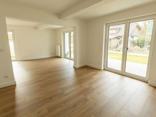 Doppelhaushälfte zur Miete 1.990 € 4 Zimmer 100,7 m² frei ab sofort Gudrunstraße 25a Rissen Hamburg 22559