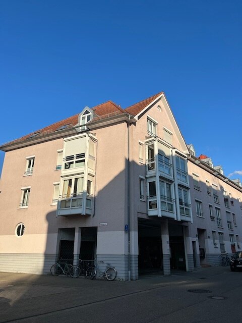 Wohnung zur Miete Wohnen auf Zeit 1.200 € 2 Zimmer 44 m²<br/>Wohnfläche 01.02.2025<br/>Verfügbarkeit Im Grün Altstadt - Ring Freiburg im Breisgau 79098