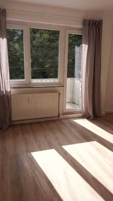 Wohnung zur Miete 350 € 1 Zimmer 26 m² Geschoss 2/3 frei ab 01.10.2025 Pappelstr. Neustadt Bremen 28199