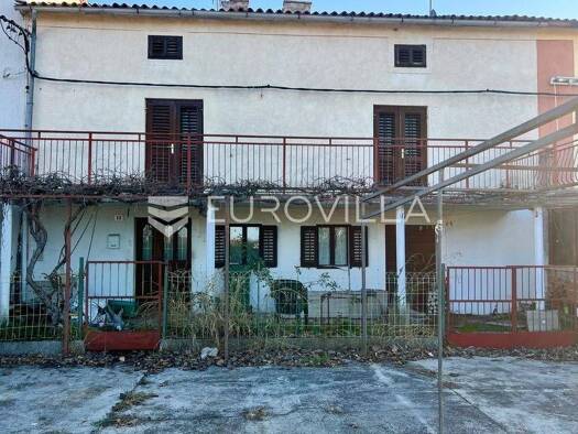Haus zum Kauf 205.000 € 4 Zimmer 210 m² Buzinija Novigrad