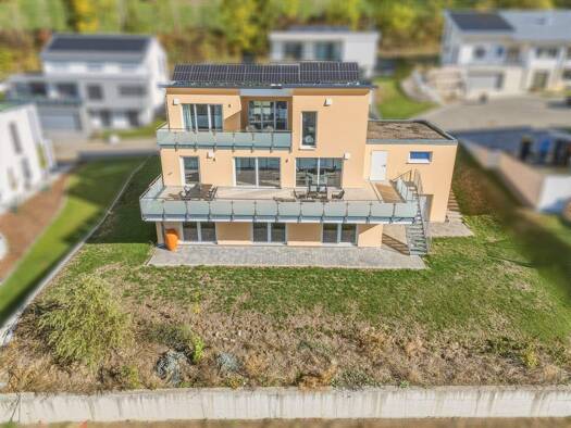 Einfamilienhaus zum Kauf 949.000 € 7 Zimmer 279 m² 646 m² Grundstück frei ab sofort Dürbheim 78589