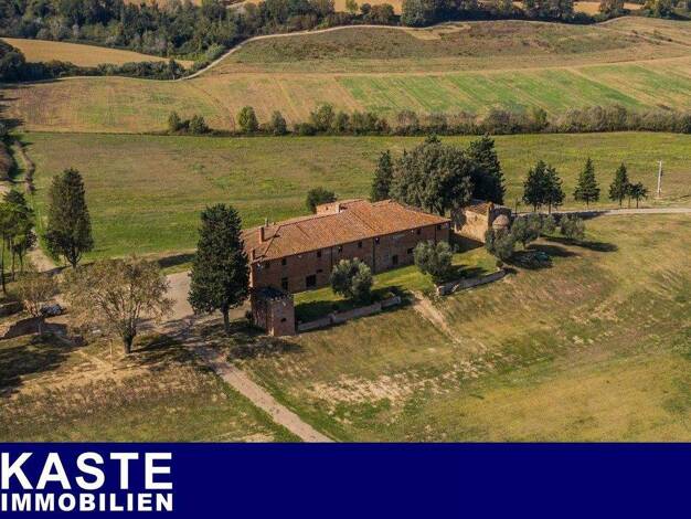 Haus zum Kauf 3.300.000 € 17 Zimmer 1.300 m² 880.000 m² Grundstück Peccioli 56037