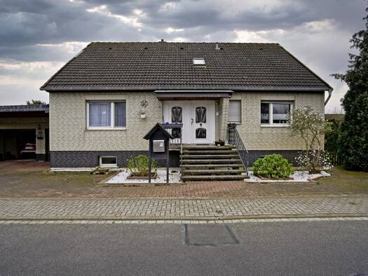 Einfamilienhaus zum Kauf 348.000 € 6 Zimmer 300,9 m² 857 m² Grundstück Bröckel 29356