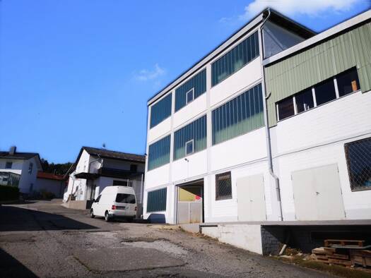 Werkstatt zum Kauf 900.000 € 3.000 m² Lagerfläche Untermitterndorf Kirchberg i.Wald 94259
