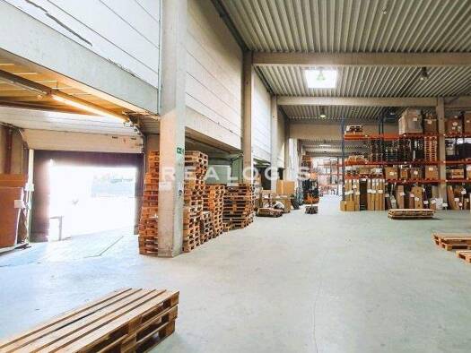 Halle/Industriefläche zur Miete 3.900 m² Lagerfläche teilbar ab 2.000 m² Unterschleißheim 85716