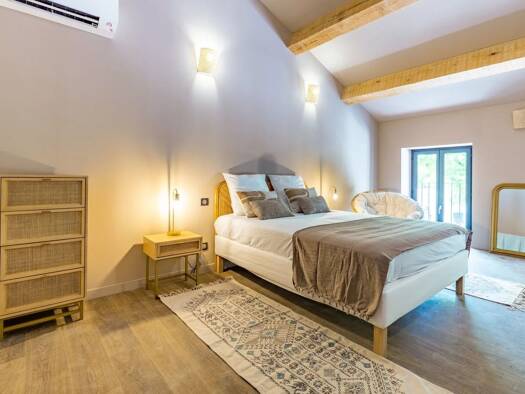 Einfamilienhaus zum Kauf 1.890.000 € 178,4 m² 12.000 m² Grundstück Plan-d'Orgon 13750