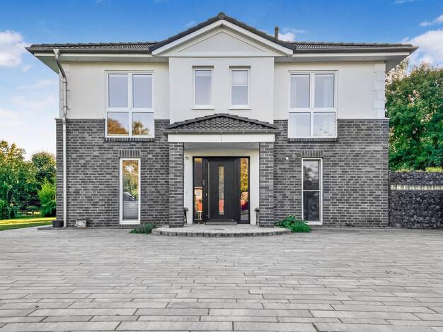 Villa zum Kauf 749.000 € 5 Zimmer 170 m² 4.050 m² Grundstück frei ab sofort Tielen 24803