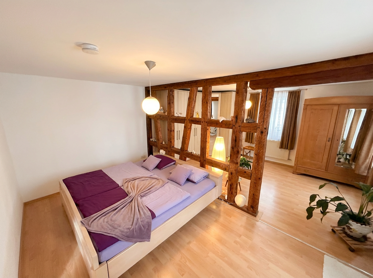 Immobilie in Alpirsbach - Historisches Mehrfamilienhaus mit 3 Wohneinheiten nahe Stadtkern Alpirsbach - Bild 0