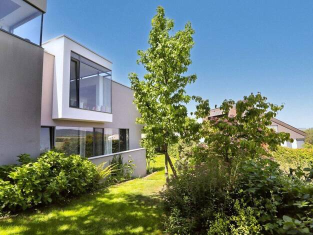 Villa zum Kauf 1.750.000 € 6 Zimmer 267,5 m² 700 m² Grundstück Neunkirchen Neunkirchen am Brand 91077
