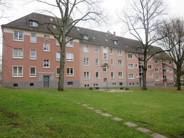 Wohnung zur Miete 507 € 2,5 Zimmer 53,9 m² 1. Geschoss frei ab 16.09.2026 Am Alfredspark 13 Holsterhausen Stadtbezirk III 45145
