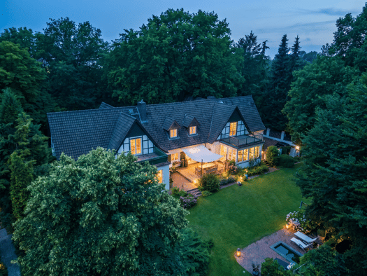 Villa zum Kauf provisionsfrei 4.500.000 € 12 Zimmer 462 m² 2.000 m² Grundstück frei ab 01.01.2027 Sülldorf Altona 22589