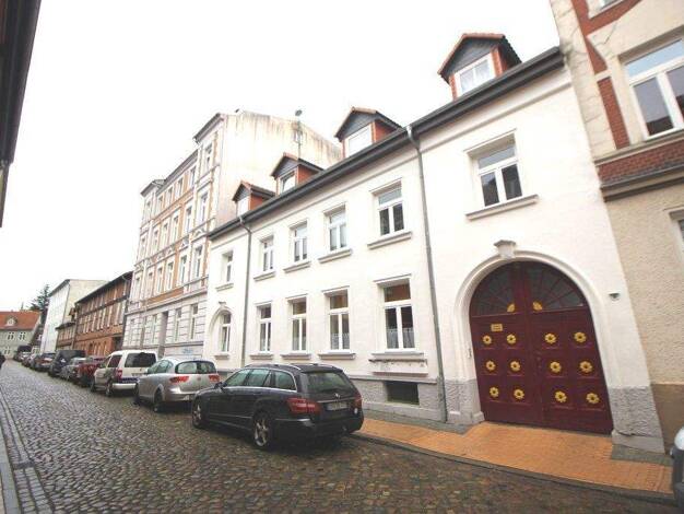 Wohnung zur Miete 565 € 2 Zimmer 63 m² frei ab 01.03.2026 Schelfstadt Schwerin 19055