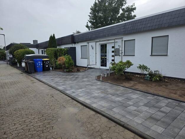 Reihenmittelhaus zur Miete 2.200 € 7 Zimmer 206 m² 380 m² Grundstück Bliesheim Erftstadt 50374
