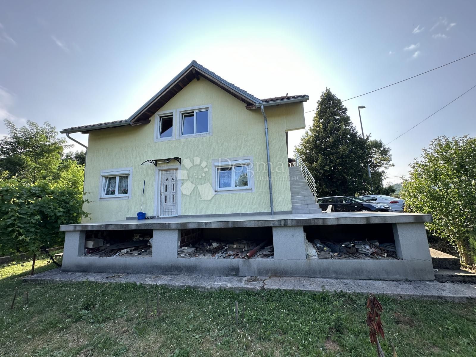 Haus zum Kauf 130.000 € 6 Zimmer 220 m² 568 m² Grundstück Gracac center 23440