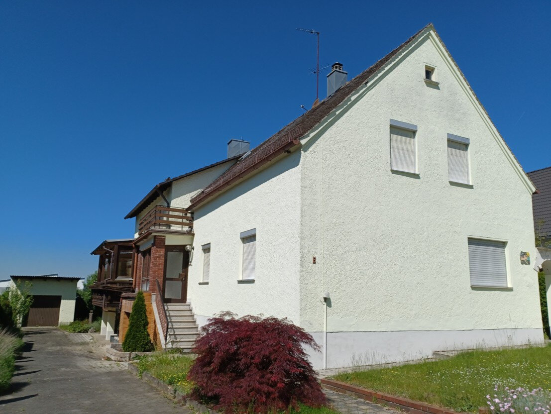 Mehrfamilienhaus zum Kauf 568.000 € 10 Zimmer 224,1 m²<br/>Wohnfläche 818 m²<br/>Grundstück Burglengenfeld Burglengenfeld 93133