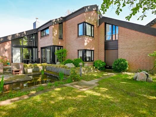 Einfamilienhaus zum Kauf 780.000 € 8 Zimmer 240 m² 1.012 m² Grundstück Godshorn Langenhagen 30855