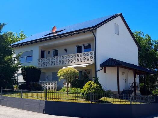 Wohnung zur Miete 800 € 4 Zimmer 100 m² 1. Geschoss frei ab sofort Pfaffenberg Mallersdorf-Pfaffenberg 84066