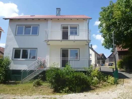 Einfamilienhaus zur Miete 1.140 € 5 Zimmer 120 m² 250 m² Grundstück frei ab 01.10.2026 Thurndorf Kirchenthumbach 91281