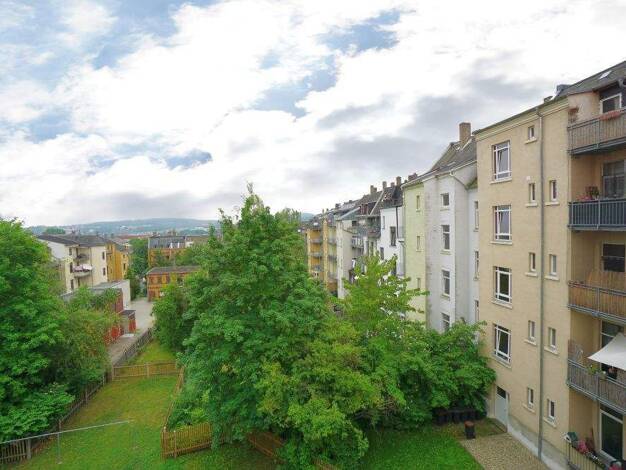 Wohnung zur Miete 261 € 3 Zimmer 65,2 m² 3. Geschoss Siegener Straße 5 Stadtmitte Plauen 08523