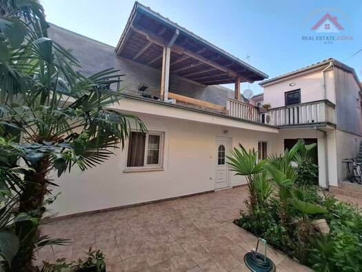 Einfamilienhaus zum Kauf 873.000 € 4 Zimmer 235 m² Biograd na Moru 23210