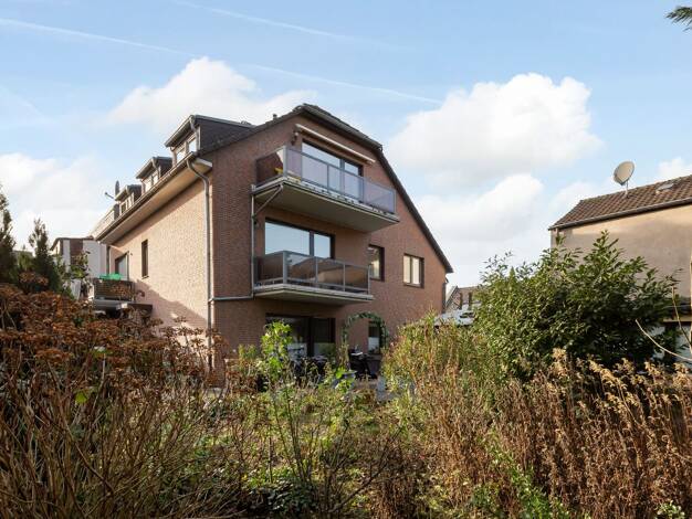 Mehrfamilienhaus zum Kauf 2.350.000 € 11 Zimmer 446 m² 792 m² Grundstück Niederkassel Düsseldorf 40547