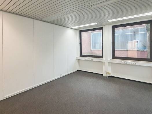 Bürofläche zur Miete 5,50 € 103,9 m² Bürofläche teilbar ab 33,5 m² Niedersprockhövel Sprockhövel 45549