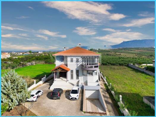 Villa zum Kauf 800.000 € 8 Zimmer 473 m² 1.767 m² Grundstück 1943411 1943411 Archaia Korinthos 20150