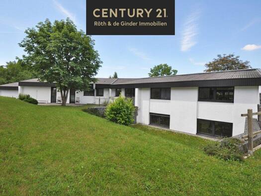 Gewerbeobjekt zum Kauf als Kapitalanlage geeignet 1.100.000 € 16 Zimmer 545 m² 2.896 m² Grundstück Steinbach Fernwald 35463