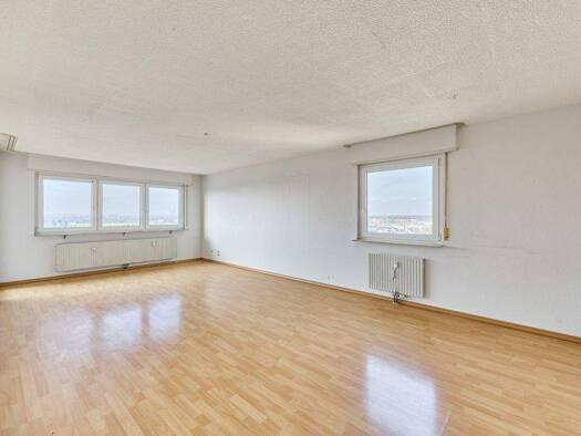 Wohnung zum Kauf 230.000 € 4 Zimmer 99 m² 10. Geschoss Schwetzingen 68723