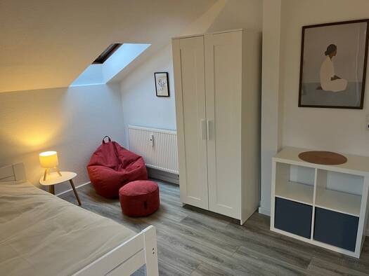 WG-Zimmer zur Miete 580 € 15 m² Geschoss 2/3 frei ab 01.04.2026 Fesenfeld Bremen 28203