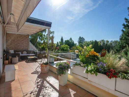 Wohnung zum Kauf 349.000 € 2 Zimmer 85 m² Bad Homburg Bad Homburg vor der Höhe 61350