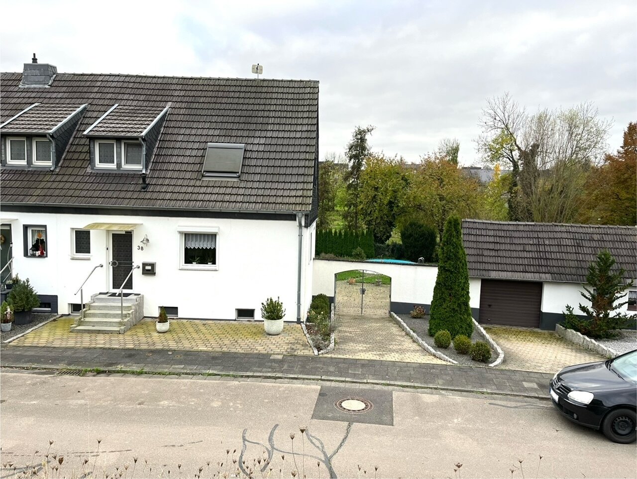 Haus zum Kauf 209.000 € 5 Zimmer 118 m²<br/>Wohnfläche 658 m²<br/>Grundstück Oberembt Elsdorf 50189