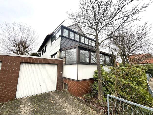 Wohnung zum Kauf 285.000 € 3 Zimmer 108,6 m² 1. Geschoss frei ab 01.04.2026 Ernst-Reuter-Straße 2 Sehnde 31319