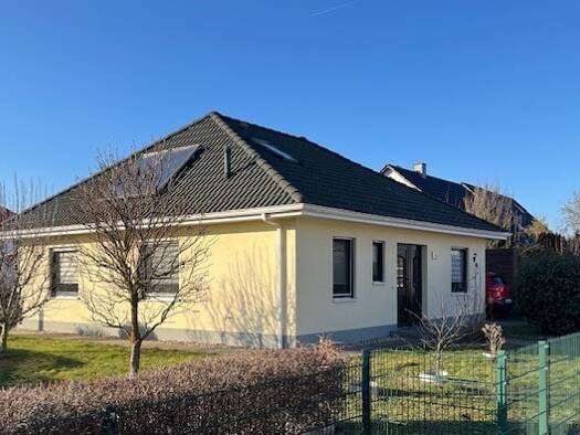 Bungalow zum Kauf 219.000 € 5 Zimmer 102 m² 468 m² Grundstück frei ab 01.01.2027 Gersdorf Dahlenwarsleben 39326