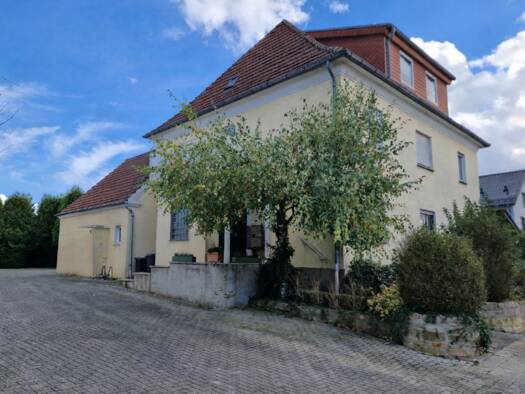 Mehrfamilienhaus zum Kauf als Kapitalanlage geeignet 650.000 € 11 Zimmer 257 m² 1.011 m² Grundstück Jöllenbeck Bielefeld 33739