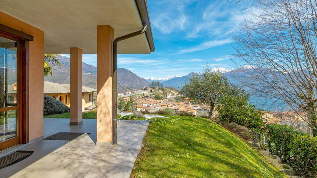 Villa zum Kauf 690.000 € 5 Zimmer 120 m² 600 m² Grundstück Seeblick Menaggio 22017