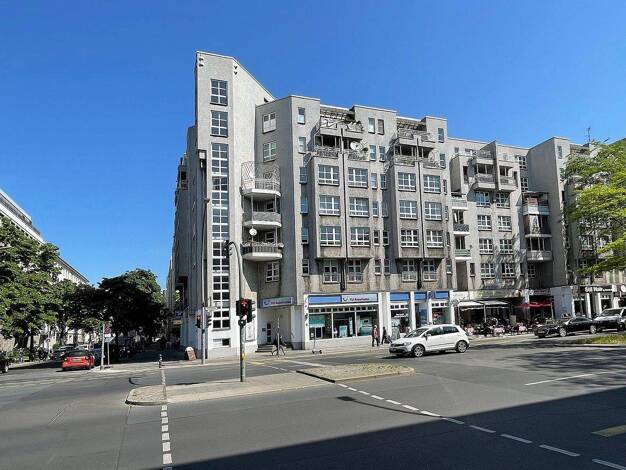 Wohnung zur Miete nur mit Wohnberechtigungsschein 483 € 2 Zimmer 60,2 m² 5. Geschoss frei ab sofort Kantstr. 15a Charlottenburg Berlin 10623