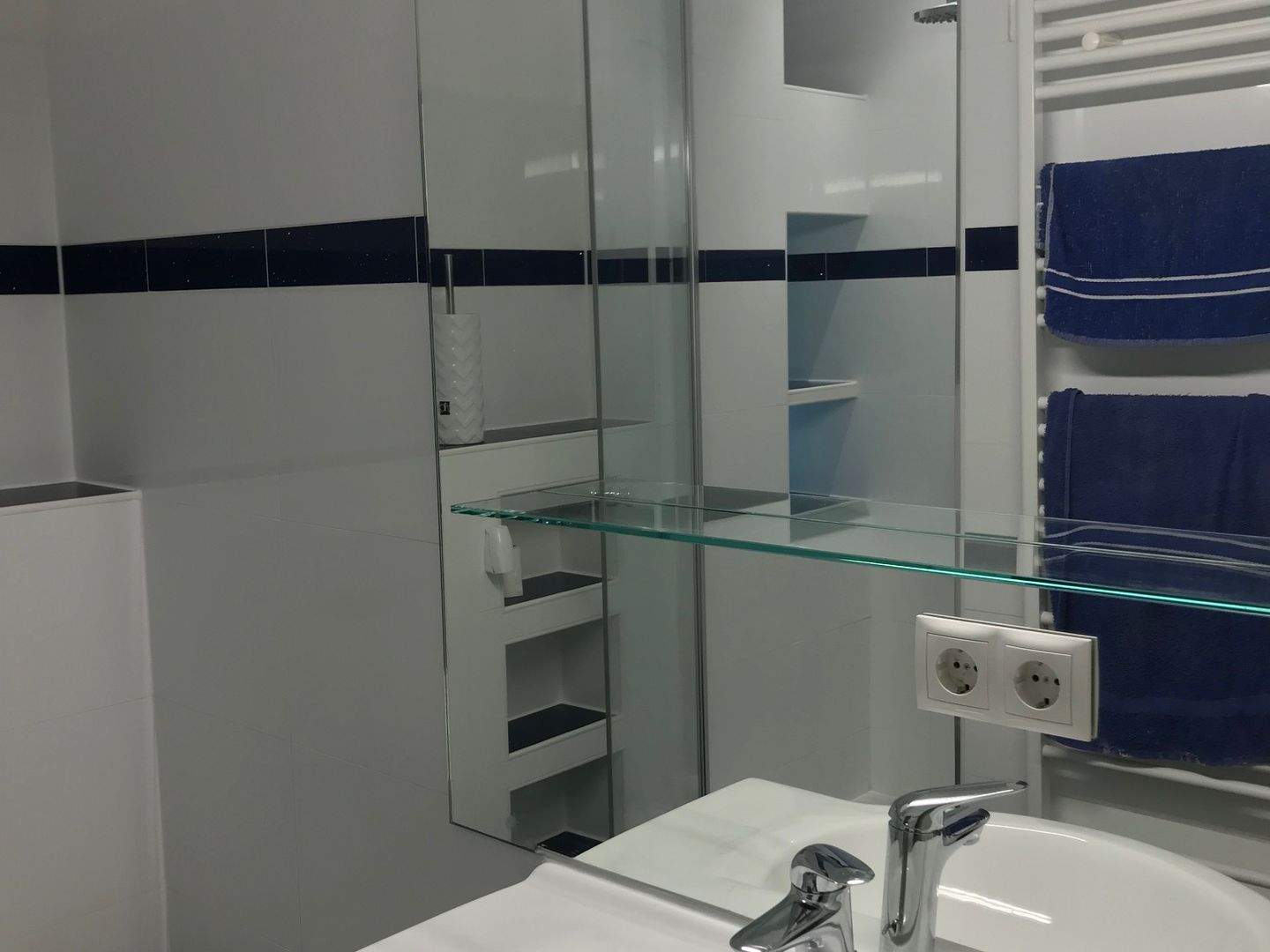 Property thumbnail 9