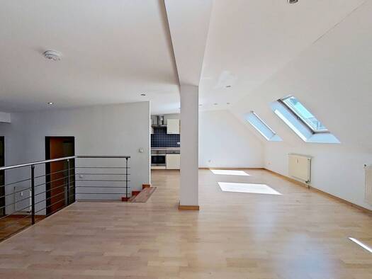 Wohnung zur Miete 852 € 3 Zimmer 118,4 m² 4. Geschoss frei ab 01.09.2026 Breiter Weg 228 Altstadt Altstadt 39104