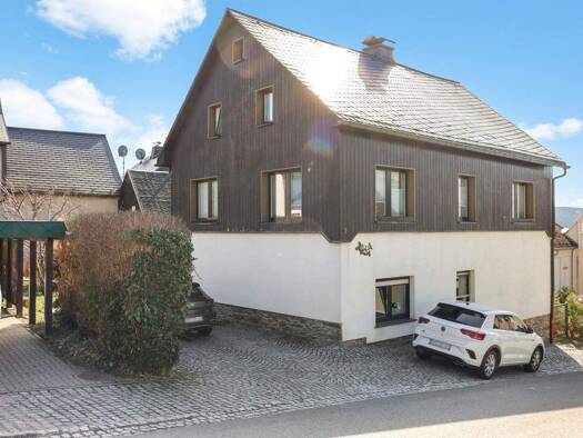 Mehrfamilienhaus zum Kauf 199.500 € 13 Zimmer 267 m² 683 m² Grundstück Breitenbrunn 08359