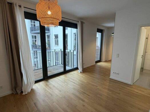 Wohnung zur Miete - Erstbezug 1.150 € 2 Zimmer 40,7 m² 2. Geschoss frei ab sofort Mitte Berlin 10179