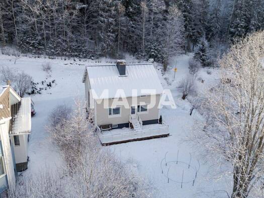 Einfamilienhaus zum Kauf 229.000 € 5 Zimmer 143 m² 1.093 m² Grundstück Mariankuja 3 Jyväskylä 40500