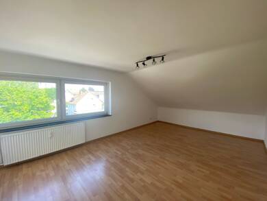 Wohnung zur Miete 445 € 3 Zimmer 64,9 m² Dachgeschoss, 3. Geschoss Albert-Schweitzer-Allee 1 Rote Schanze Wolfenbüttel 38300