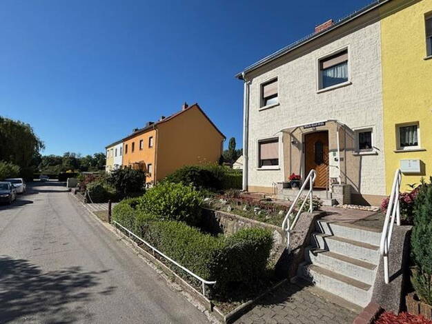 Doppelhaushälfte zum Kauf provisionsfrei 99.000 € 4 Zimmer 86 m² 475 m² Grundstück Wilhelm-Busch-Straße 36 Merzdorf Riesa 01591