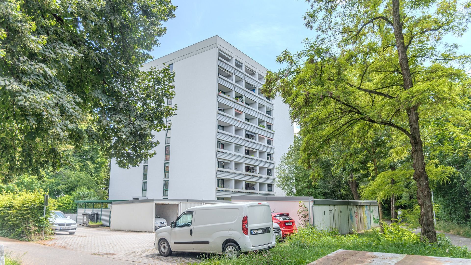 Wohnung zum Kauf 225.000 € 2 Zimmer 65,2 m²<br/>Wohnfläche 1.<br/>Geschoss Klötzlmüllerstraße 58 West Landshut 84034