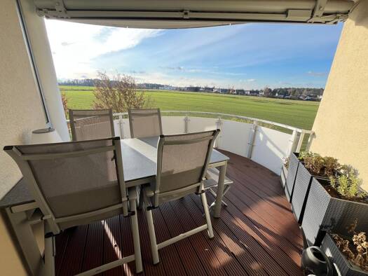 Wohnung zur Miete 1.100 € 3 Zimmer 93 m² Geschoss 2/3 frei ab 01.02.2026 Worzeldorf Nürnberg 90455